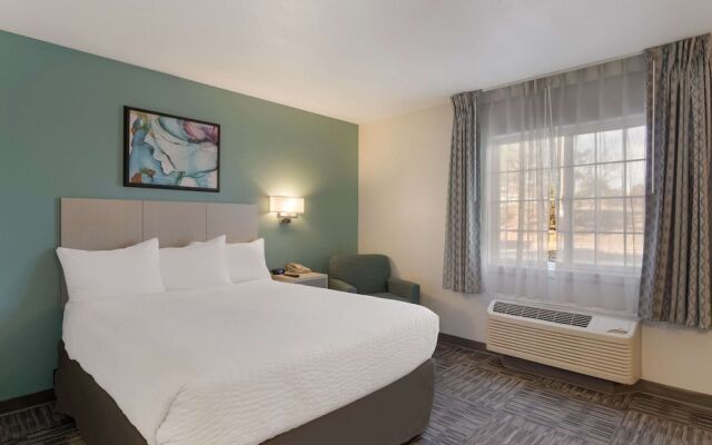 Candlewood Suites Omaha