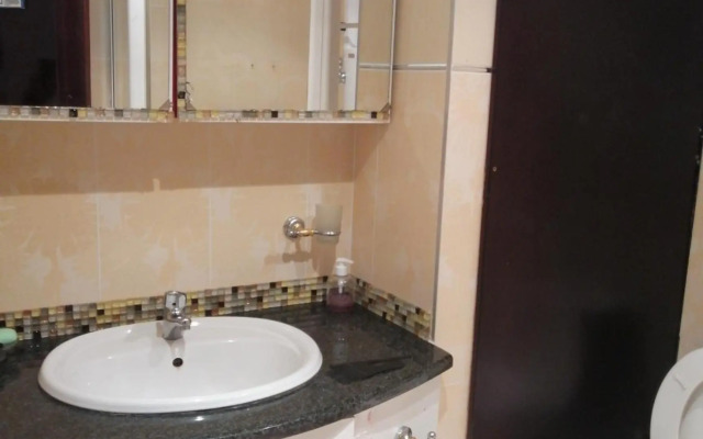 norizana's apartment