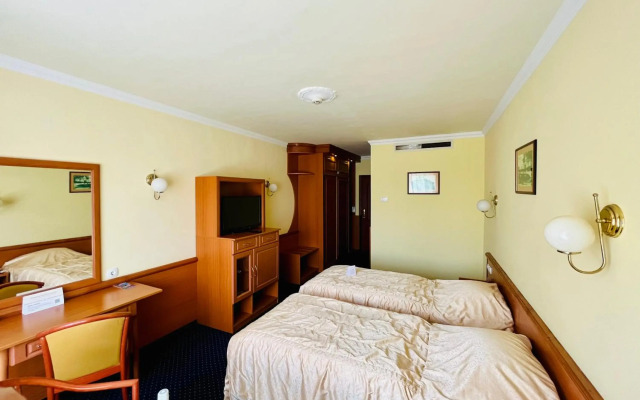 Hotel Korona Eger