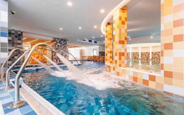 Hotel Crystal