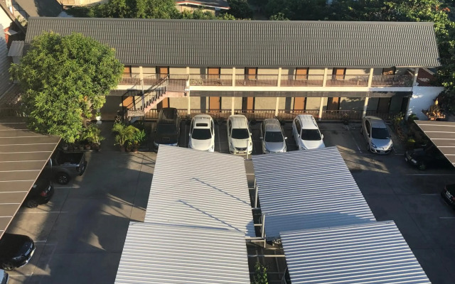 Ayothaya Hotel