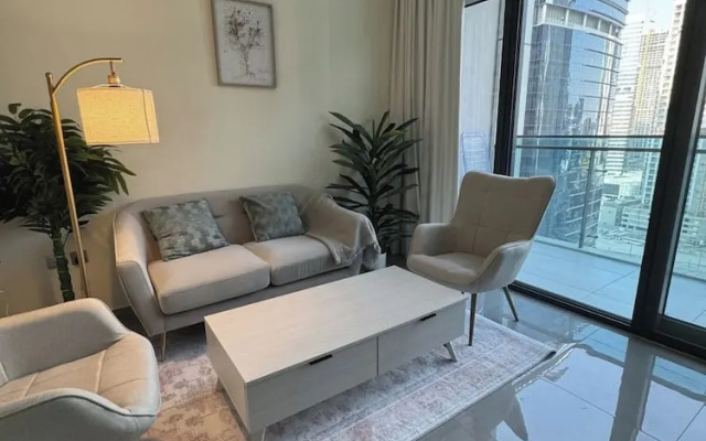 1BR Near metro.Canal  View. Mer. 1709