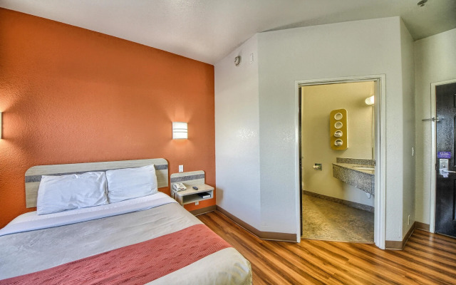 Motel 6 Mission, TX