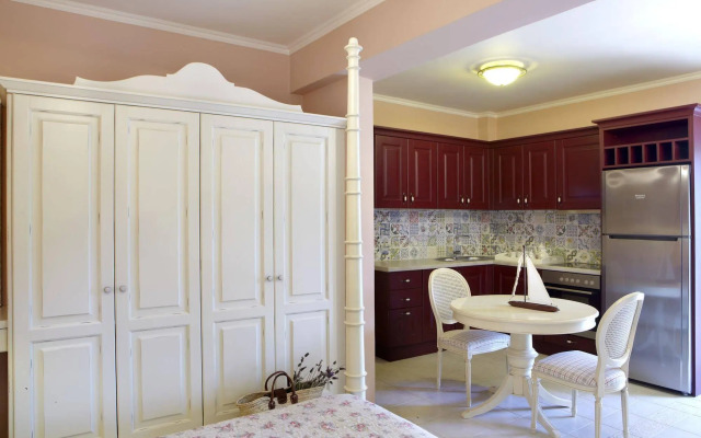 Avra Private Suites