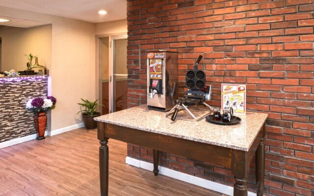 Americas Best Value Inn Putnam