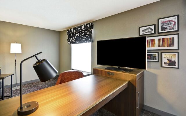 Hampton Inn & Suites Columbus-Easton Area