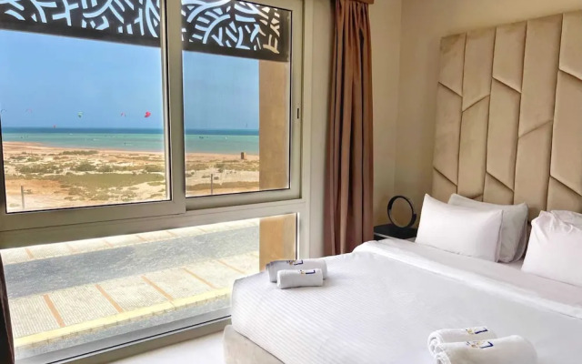 Xuru Stays I Roomy & Relaxed 1bdr @ Mangroovy Free Beach & Pool