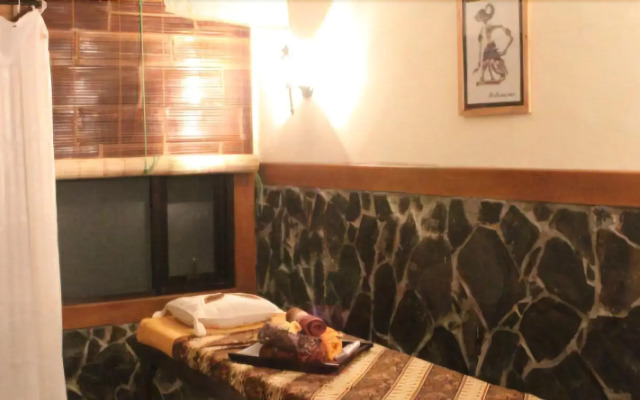 Cantya Hotel