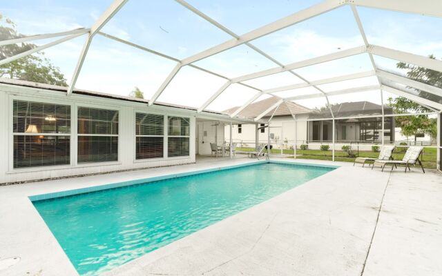 Parkdale Home by Vtrips