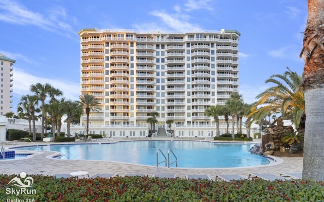 Picture Perfect 2 Bedroom Condo by RedAwning