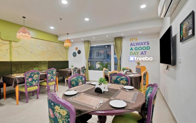 Treebo Moon Waalk, Patia