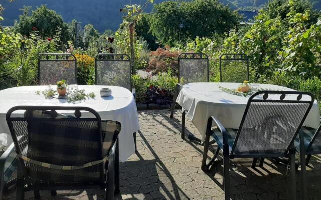 Weingut Erich Serwazi