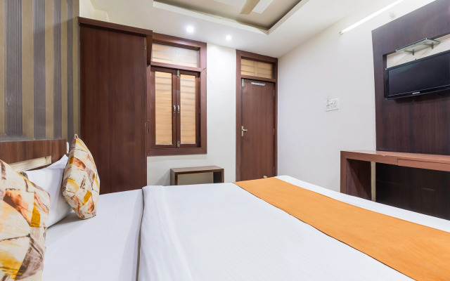 Fabhotel Shree Regency