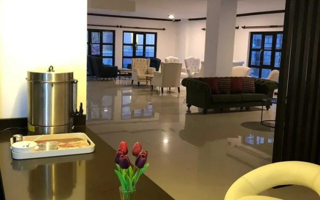Suvari Hotel