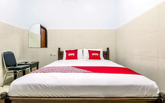 OYO 1952 Hotel Dewata IndahNearLumintang Park