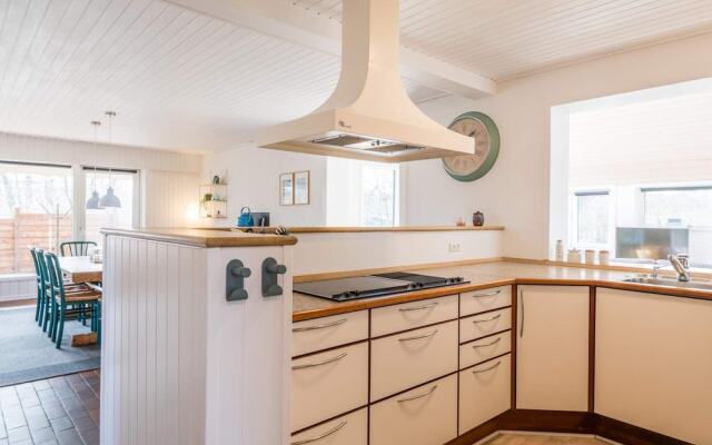 8 Person Holiday Home in Fanø