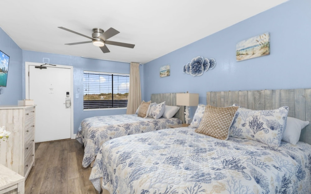 Newly Renovated Oceanfront 1BR Condo