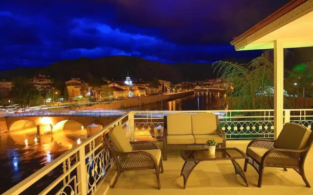 Lalehan City Hotel Special Class