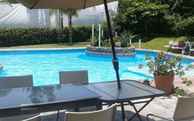 Montroi Hotel and Fitness