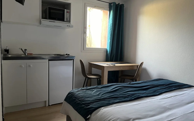 AppartHotel Festival Sud Suites - Gare TGV