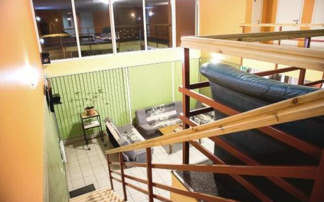 Valaste Guest House and Camping