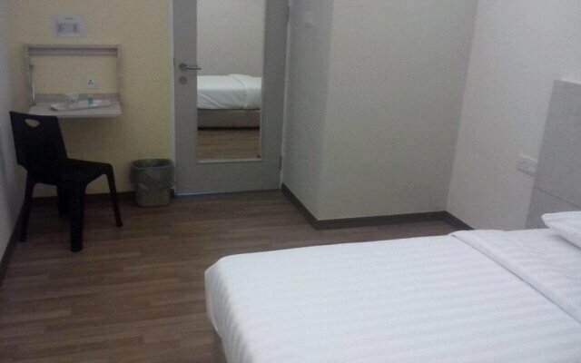1ACS Hostel