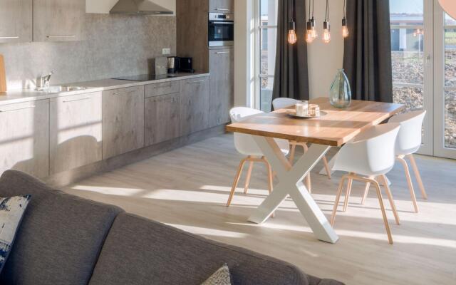 Modern Apartment 2 Bath Rooms, Close to Lake Veere