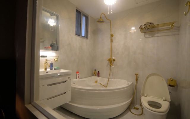 Scenic Valley Suite