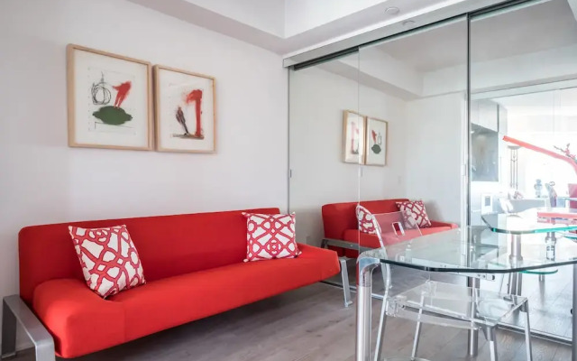 QuickStay - Luxury Executive in Yorkville (Yonge & Bloor)