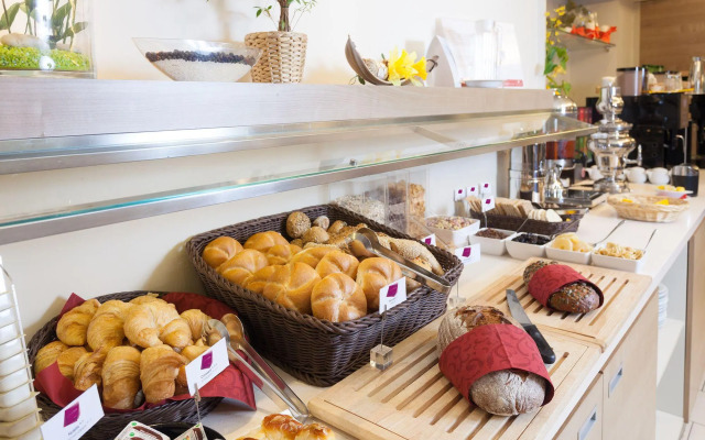 Ramada Hotel & Suites Vienna