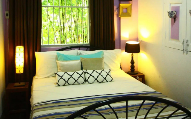 OYO 554 Old Town Boutique Hostel