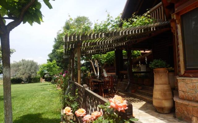 Ξύλινο σπίτι (κορμόσπιτο, μεζονέτα, EcoHouse)