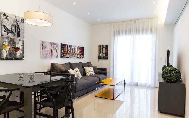 Sunny Apartment Near La Laguna