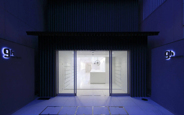 nine hours Kyoto