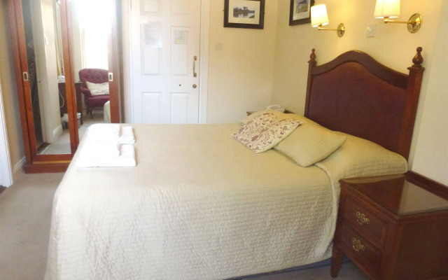 Egans Guest House