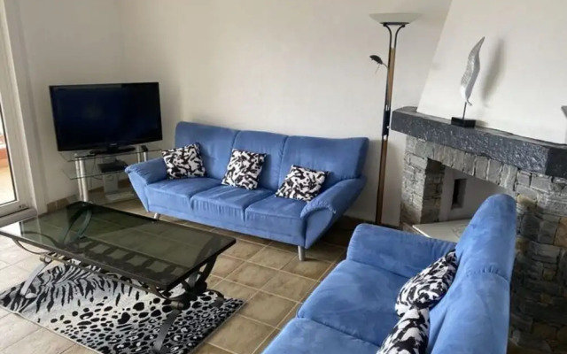 Holiday Apartment Casa Chimp 5