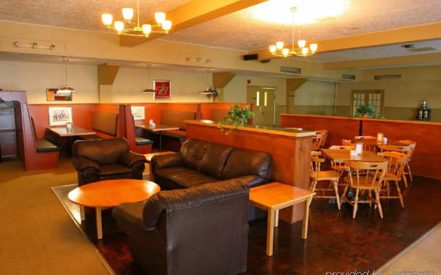 Slemon Park Hotel & Conference Centre