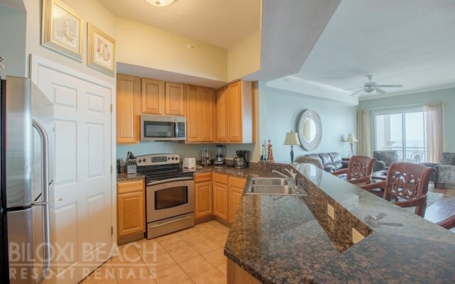 Legacy Towers I Penthouse