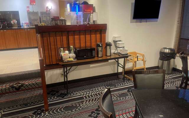 Days Inn by Wyndham Englewood Dayton Airport