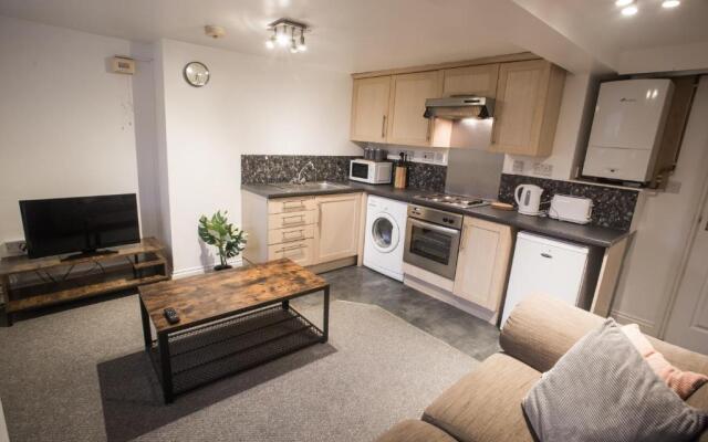 Flat 1, 4 Warden Rd