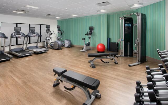 Holiday Inn Express & Suites Baltimore - BWI Airport North by IHG