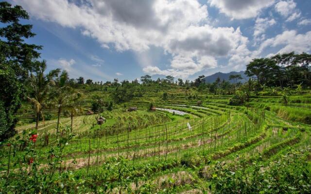 Subak Tabola Villa