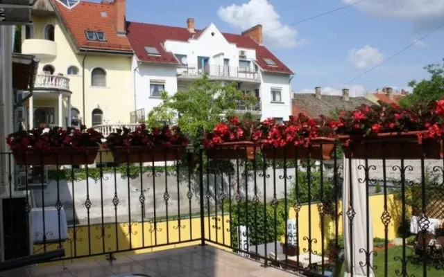 Mosoly Apartman
