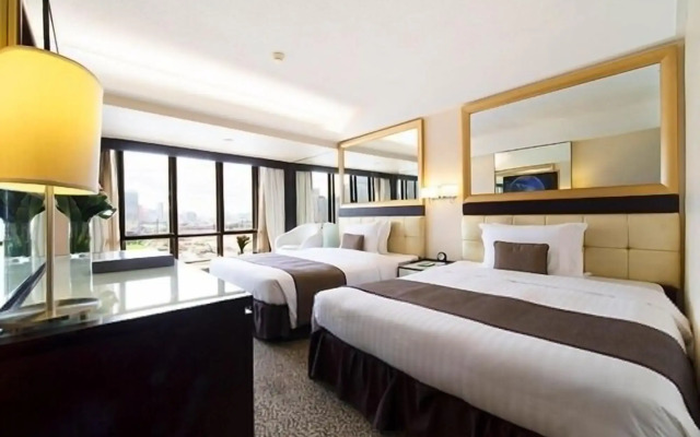 Regal Oriental Hotel