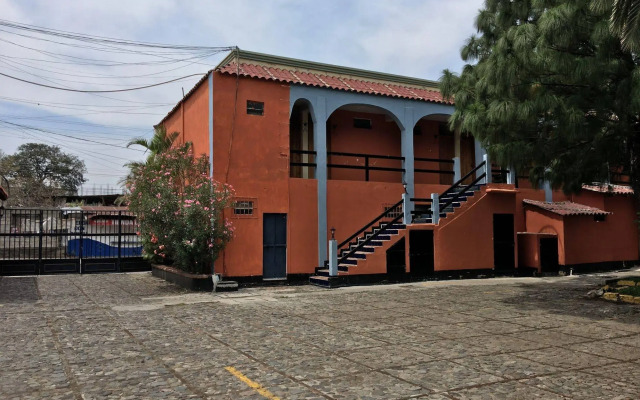 Grand Hotel Panajachel