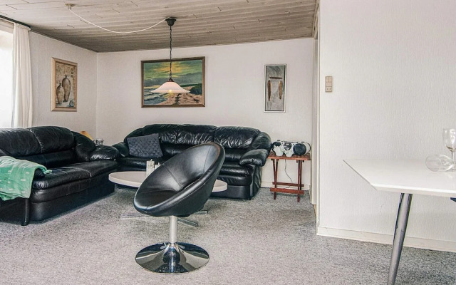 8 Person Holiday Home in Ulfborg