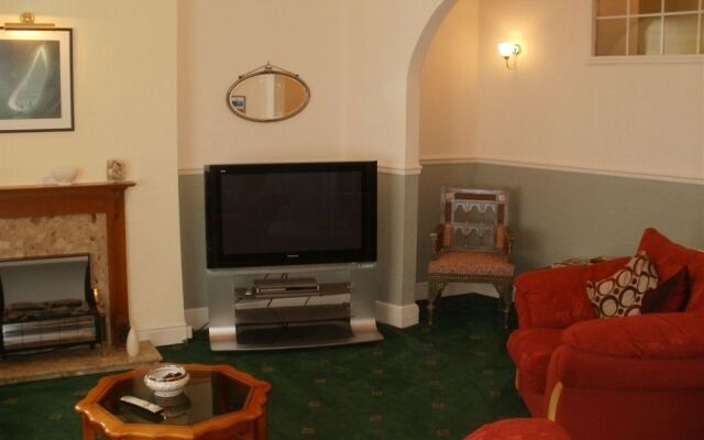 Gumfreston Hotel