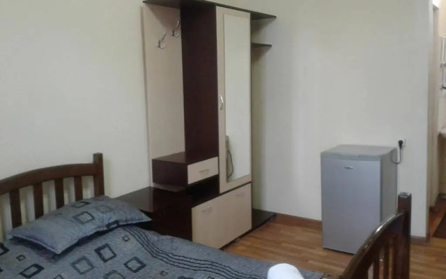 Gis Guest House