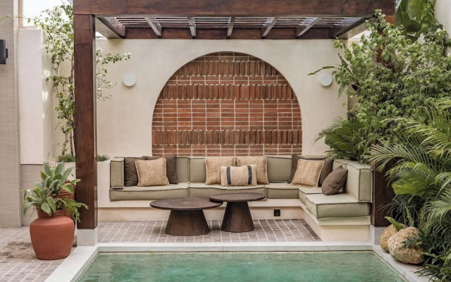 Bedouin House Pererenan