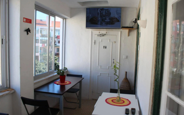 Hostel Seven Hills